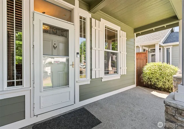 Photo 3 of Sale Pending at 4708 Durham St Se, Lacey, WA 98503 | MLS# NWM2547903 | Listing updated on 2026-10-02