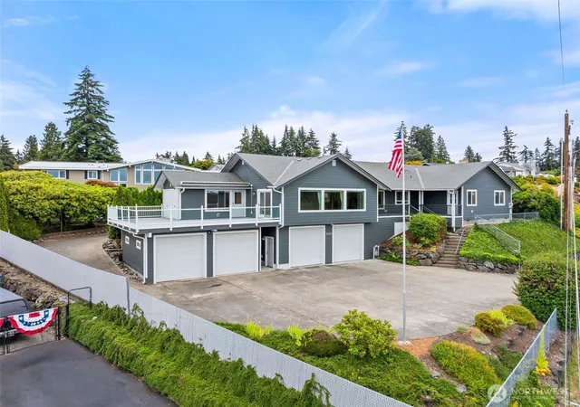 Photo 40 of Single family home for sale at 2025 5th Street SE, Puyallup, WA 98372 | MLS# NWM2547909 | Listing updated on 2026-10-26
