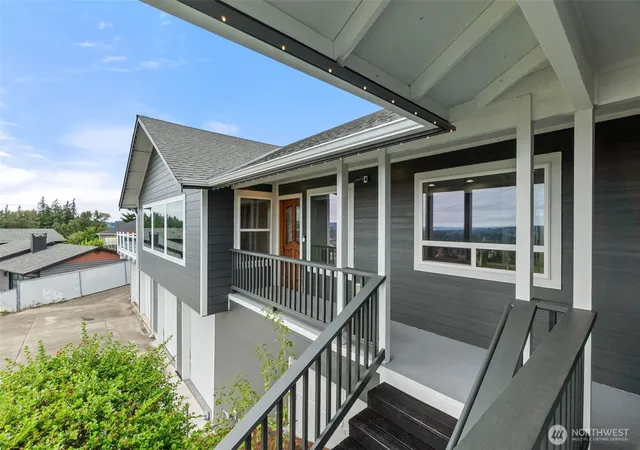 Photo 3 of Single family home for sale at 2025 5th Street SE, Puyallup, WA 98372 | MLS# NWM2547909 | Listing updated on 2026-10-26
