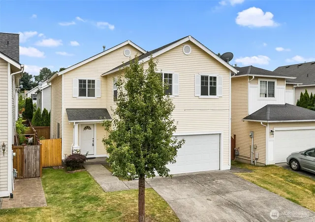 Photo 2 of Single family home for sale at 110 Ferndale Ave Se, Renton, WA 98056 | MLS# NWM2547926 | Listing updated on 2026-10-01
