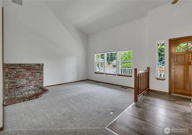 Photo 4 of Single family home for sale at 7413 144th Street Ct E, Puyallup, WA 98375 | MLS# NWM2547948 | Listing updated on 2026-09-22