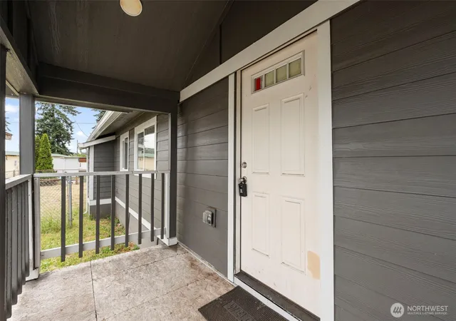 Photo 2 of Manufactured home for sale at 6411 201st Avenue Sw #21, Centralia, WA 98531 | MLS# NWM2547958 | Listing updated on 2026-09-22
