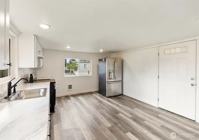 Photo 4 of Manufactured home for sale at 6411 201st Avenue SW #21, Centralia, WA 98531 | MLS# NWM2547958 | Listing updated on 2026-09-22