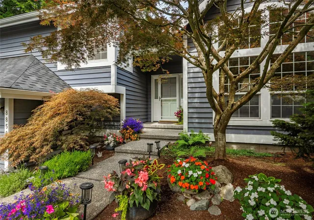 Photo 3 of Single family home for sale at 8850 Bald Eagle Dr, Blaine, WA 98230 | MLS# NWM2547974 | Listing updated on 2026-09-22