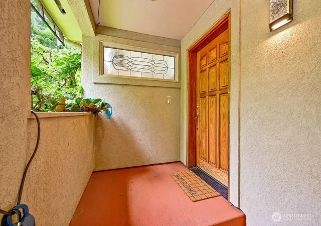 Photo 3 of Single family home for sale at 43 Windsor Ln, Port Townsend, WA 98368 | MLS# NWM2547998 | Listing updated on 2026-09-22