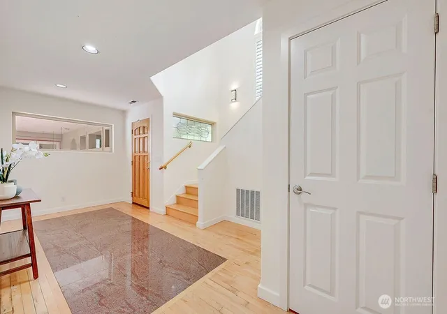 Photo 4 of Single family home for sale at 43 Windsor Ln, Port Townsend, WA 98368 | MLS# NWM2547998 | Listing updated on 2026-09-22