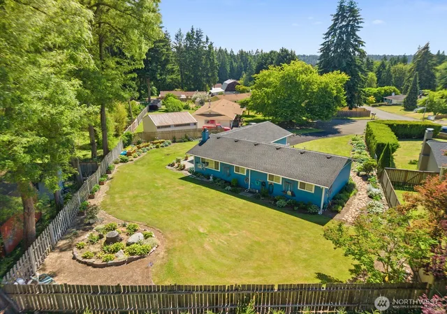 Photo 3 of Single family home for sale at 4927 236th Place Se, Woodinville, WA 98072 | MLS# NWM2548042 | Listing updated on 2026-09-30