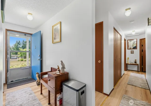 Photo 3 of Single family home for sale at 4927 236th Place SE, Woodinville, WA 98072 | MLS# NWM2548042 | Listing updated on 2026-09-30