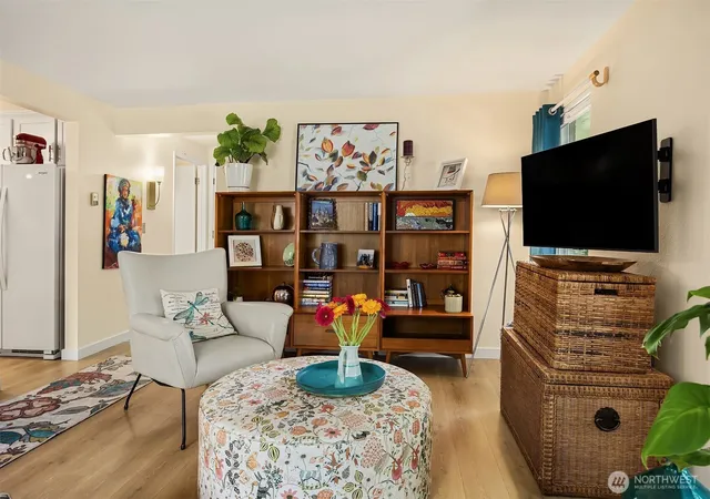 Photo 4 of Condo for sale at 242 4th Avenue S #1, Edmonds, WA 98020 | MLS# NWM2548065 | Listing updated on 2026-09-25