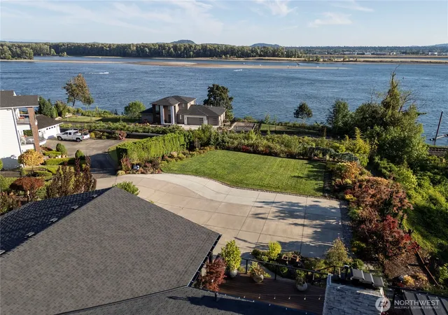 Photo 3 of Single family home for sale at 2316 SE 102nd Court, Vancouver, WA 98664 | MLS# NWM2548107 | Listing updated on 2026-09-23