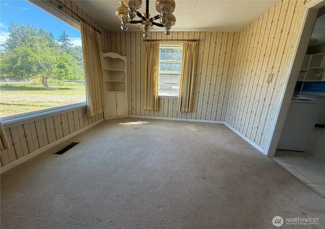 Photo 4 of Single family home for sale at 3845 Boston Harbor Rd NE, Olympia, WA 98506 | MLS# NWM2548117 | Listing updated on 2026-09-26