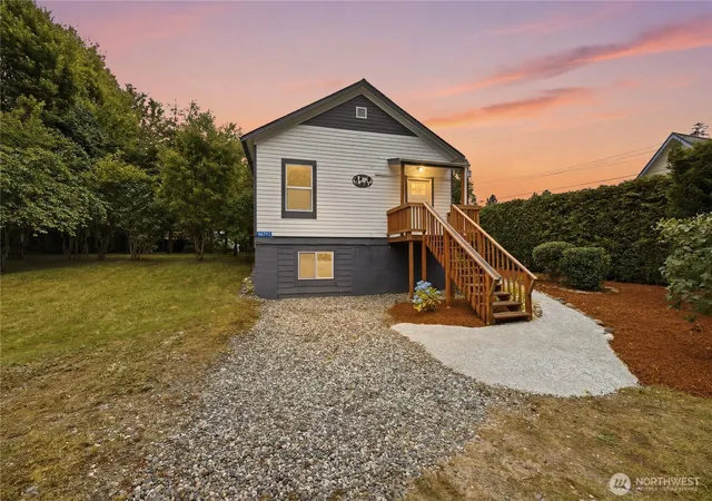 Photo 1 of Single family home for sale at 45940 Albert St, Concrete, WA 98237 | MLS# NWM2548131 | Listing updated on 2026-09-30