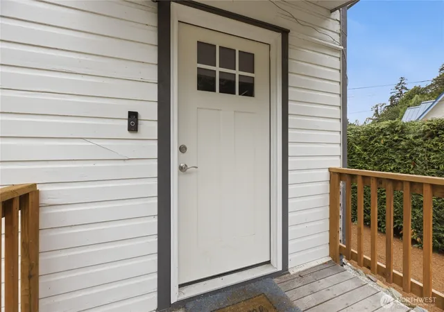 Photo 4 of Single family home for sale at 45940 Albert St, Concrete, WA 98237 | MLS# NWM2548131 | Listing updated on 2026-09-30