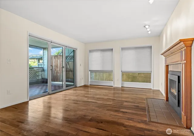 Photo 4 of Condo for sale at 2811 14th West #101, Seattle, WA 98119 | MLS# NWM2548134 | Listing updated on 2026-09-22