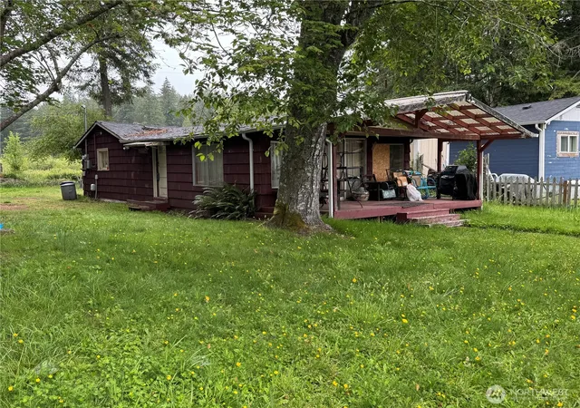 Photo 1 of Single family home for sale at 32118 Benbow Dr E, Graham, WA 98338 | MLS# NWM2548144 | Listing updated on 2026-09-22