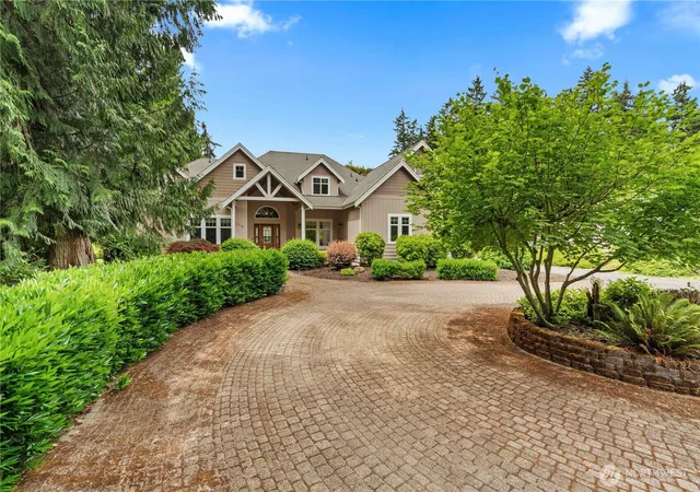 Photo 1 of Single family home for sale at 2110 43rd Street Se, Puyallup, WA 98372 | MLS# NWM2548152 | Listing updated on 2026-09-30