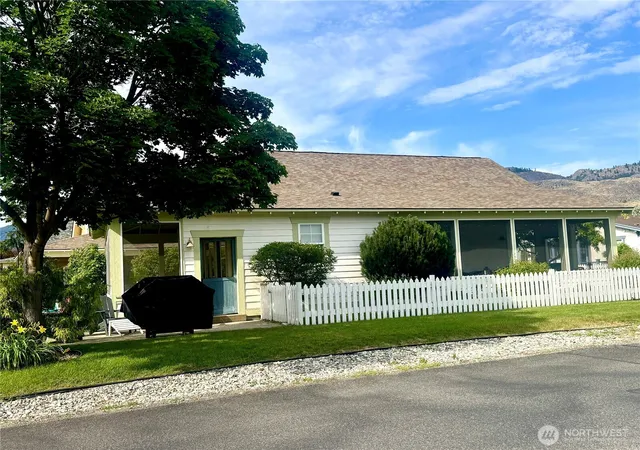 Photo 2 of Single family home for sale at 101 Timbuktu Ln, Oroville, WA 98844 | MLS# NWM2548210 | Listing updated on 2026-09-22