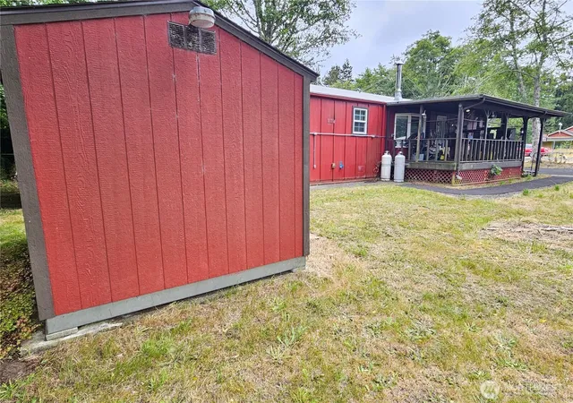 Photo 3 of Manufactured home for sale at 2707 240th Place, Ocean Park, WA 98640 | MLS# NWM2548218 | Listing updated on 2026-09-22