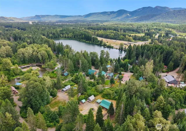 Photo 3 of Single family home for sale at 230 Shady Glen Dr, Easton, WA 98925 | MLS# NWM2548224 | Listing updated on 2026-09-30