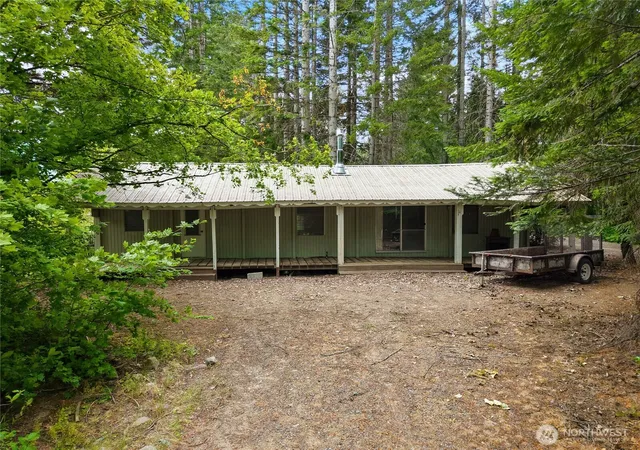 Photo 2 of Manufactured home for sale at 260 Shady Glen Ln, Easton, WA 98925 | MLS# NWM2548242 | Listing updated on 2026-09-30
