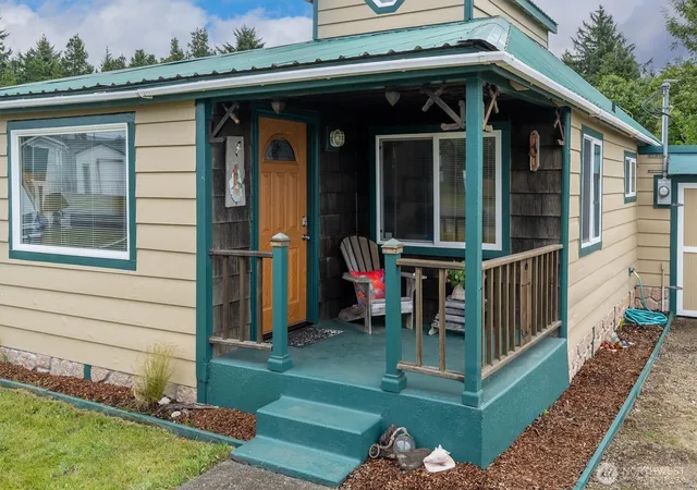Photo 3 of Single family home for sale at 26202 R St, Ocean Park, WA 98640 | MLS# NWM2548259 | Listing updated on 2026-09-22