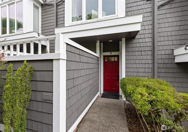 Photo 3 of Townhouse for sale at 2405 N 30th Street #4, Tacoma, WA 98407 | MLS# NWM2548269 | Listing updated on 2026-09-29