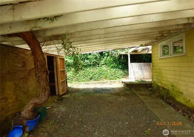 Photo 2 of Single family home for sale at 2218 W 5th Street, Aberdeen, WA 98520 | MLS# NWM2548275 | Listing updated on 2026-09-22