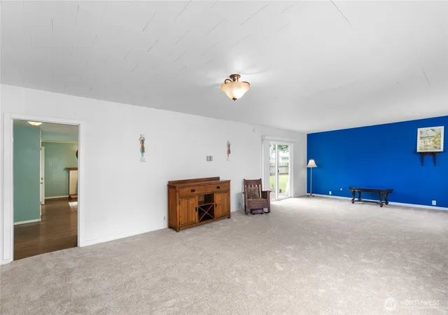 Photo 2 of Single family home for sale at 25 Whalebone Way, Aberdeen, WA 98520 | MLS# NWM2548280 | Listing updated on 2026-10-01