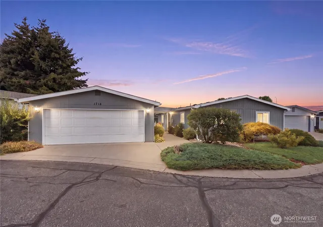Photo 1 of Sale Pending at 1718 Clark Dr #16, Wenatchee, WA 98801 | MLS# NWM2548292 | Listing updated on 2026-09-03