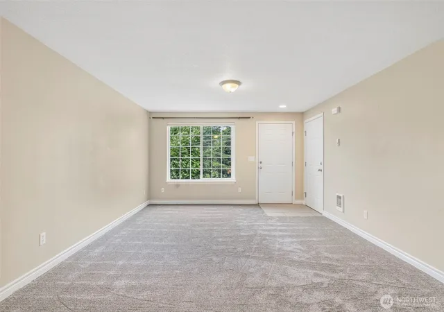 Photo 4 of Single family home for sale at 53 Michael St, Cathlamet, WA 98612 | MLS# NWM2548293 | Listing updated on 2026-09-22