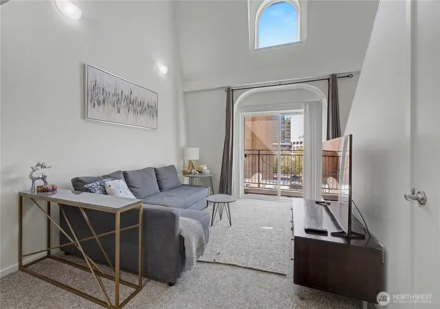 Photo 3 of Condo for sale at 425 Vine St #701, Seattle, WA 98121 | MLS# NWM2548295 | Listing updated on 2026-09-22