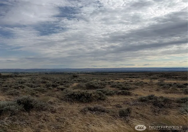 Photo 2 of Land for sale at 0 Nka Colockum Rd, Ellensburg, WA 98926 | MLS# NWM2548297 | Listing updated on 2026-09-22