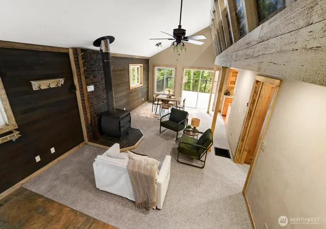 Photo 4 of Sale Pending at 221 W Lakedale Dr, Ronald, WA 98940 | MLS# NWM2548318 | Listing updated on 2026-09-26
