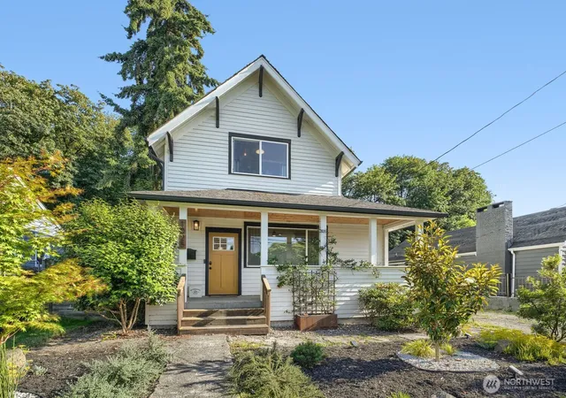 Photo 1 of Single family home for sale at 1025 S Donovan St, Seattle, WA 98108 | MLS# NWM2548322 | Listing updated on 2026-09-28
