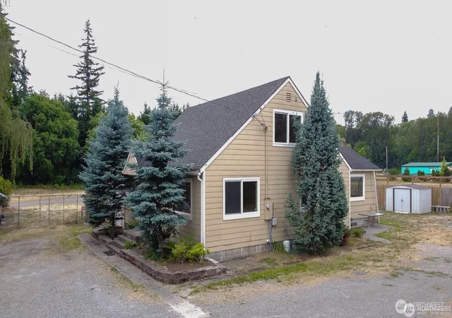 Photo 1 of Sale Pending at 2618 30th Avenue E, Tacoma, WA 98443 | MLS# NWM2548328 | Listing updated on 2026-09-25