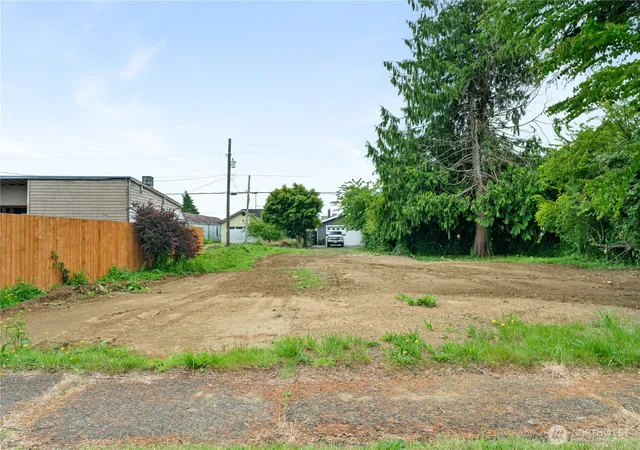 Photo 3 of Land for sale at 2922 Sumner Ave, Hoquiam, WA 98550 | MLS# NWM2548331 | Listing updated on 2026-09-22