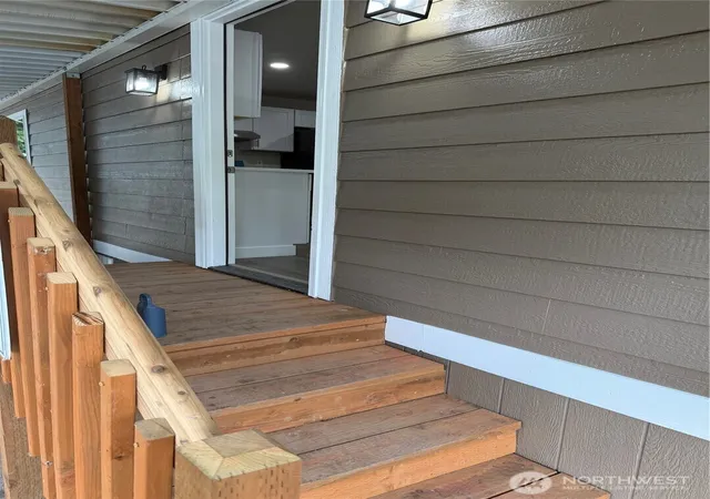 Photo 3 of Manufactured home for sale at 7301 Ne 175th Street #108, Kenmore, WA 98028 | MLS# NWM2548333 | Listing updated on 2026-09-22