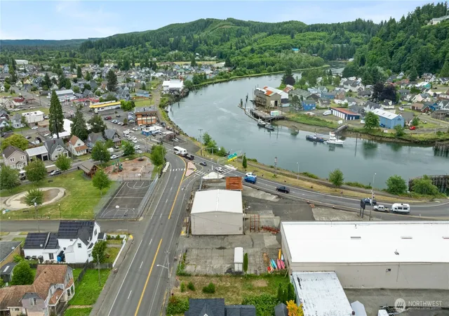 Photo 4 of Land for sale at 205 5th Street, Hoquiam, WA 98550 | MLS# NWM2548338 | Listing updated on 2026-09-22