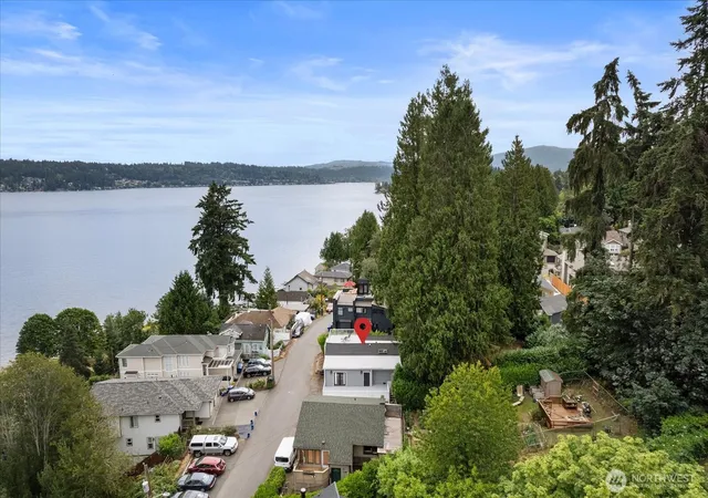 Photo 1 of Single family home for sale at 16917 Se 38th Place, Bellevue, WA 98008 | MLS# NWM2548345 | Listing updated on 2026-09-22