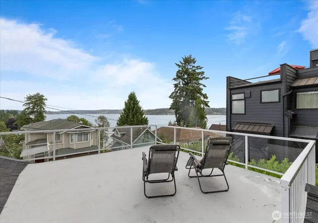 Single family home for sale at 16917 SE 38th Place, Bellevue, WA 98008 | MLS# NWM2548345
