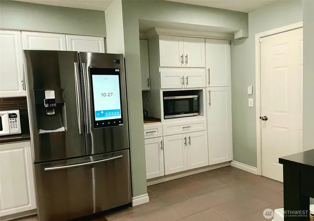 Photo 3 of Townhouse for sale at 22806 42nd Place S #5-2, Kent, WA 98032 | MLS# NWM2548356 | Listing updated on 2026-09-29