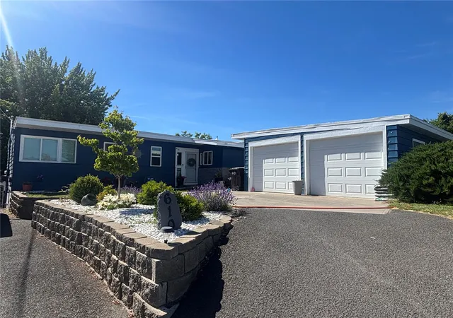Photo 1 of Single family home for sale at 610 S 71st Avenue, Yakima, WA 98908 | MLS# NWM2548375 | Listing updated on 2026-09-22