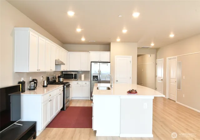 Photo 3 of Single family home for sale at 1708 Division St Sw, Olympia, WA 98502 | MLS# NWM2548376 | Listing updated on 2026-09-23
