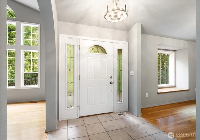 Photo 4 of Single family home for sale at 6920 47th Street Ct W, Tacoma, WA 98466 | MLS# NWM2548412 | Listing updated on 2026-09-27