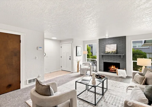 Photo 4 of Townhouse for sale at 12600 4th Avenue W #9C, Everett, WA 98204 | MLS# NWM2548424 | Listing updated on 2026-09-22