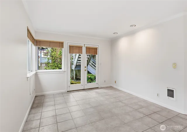 Photo 3 of Sale Pending at 4811 Phinney Ave N #101, Seattle, WA 98103 | MLS# NWM2548446 | Listing updated on 2026-08-12