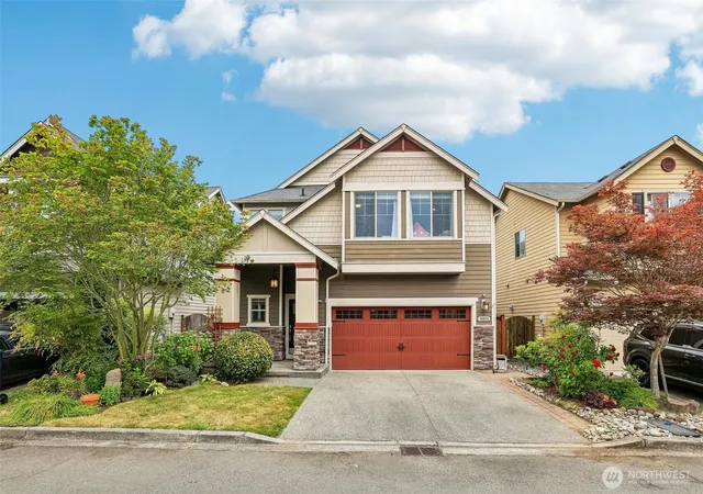 Photo 1 of Single family home for sale at 10015 1st Street Ne, Lake Stevens, WA 98258 | MLS# NWM2548477 | Listing updated on 2026-10-09
