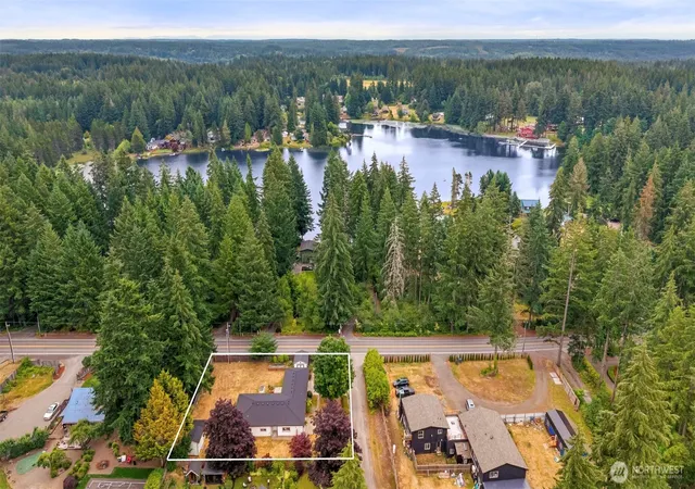 Photo 2 of Sale Pending at 15420 Sidney Rd Sw, Port Orchard, WA 98367 | MLS# NWM2548494 | Listing updated on 2026-09-19