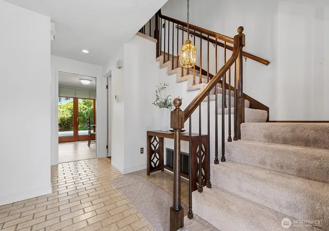 Photo 3 of Single family home for sale at 4400 157th Avenue Se, Bellevue, WA 98006 | MLS# NWM2548499 | Listing updated on 2026-09-22