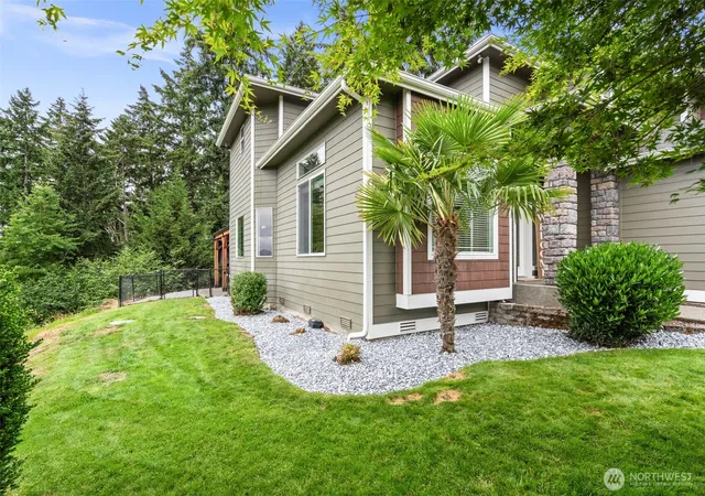 Photo 3 of Single family home for sale at 4603 103rd Avenue Ct E, Edgewood, WA 98372 | MLS# NWM2548530 | Listing updated on 2026-09-28